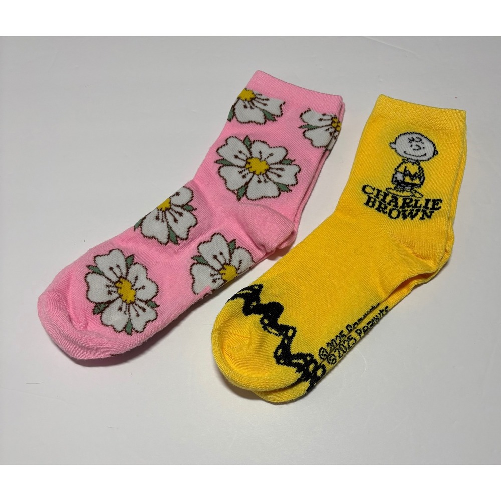 Peanuts Charlie Brown and Floral Pink Yellow Crew Socks 2 Pack Kids Size 9-12